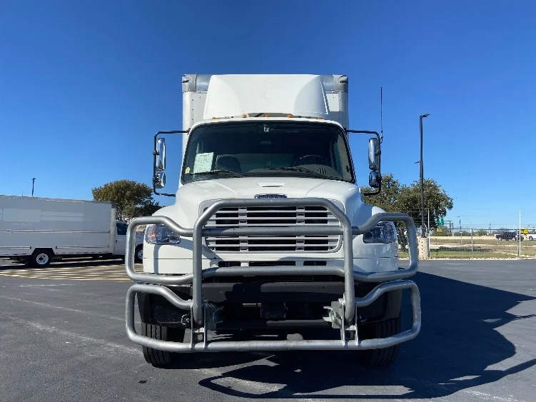 2021 Freightliner M2 106 - image 2