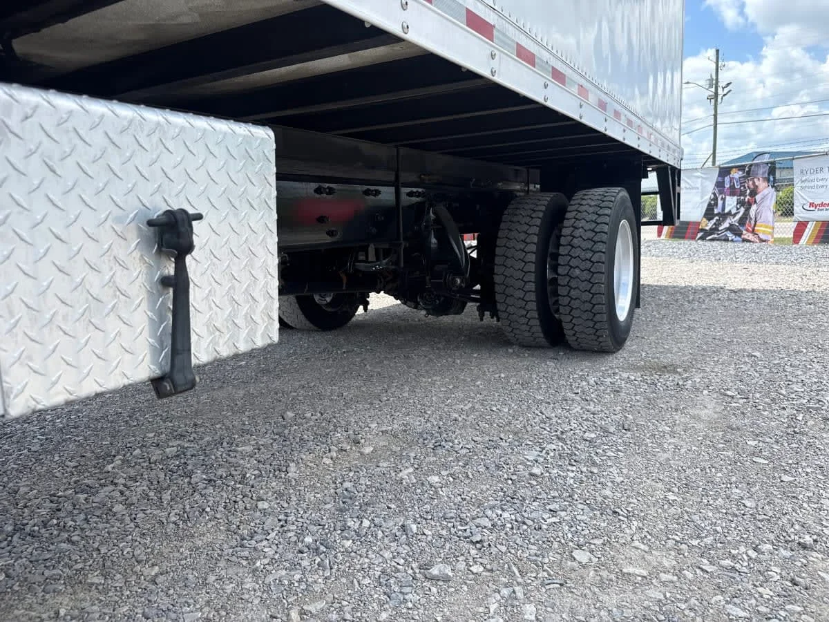 2020 Freightliner M2 106 in Birmingham, AL — photo 13
