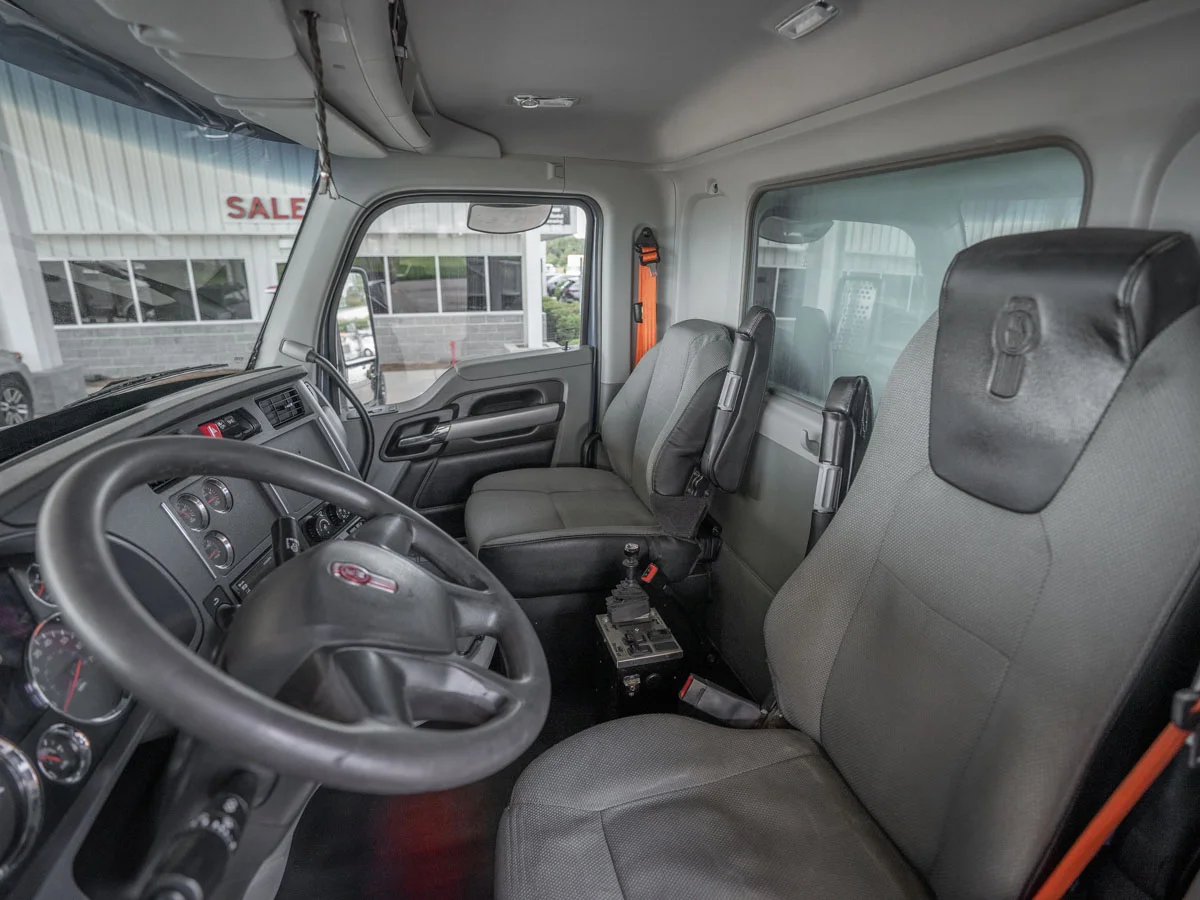 2021 Kenworth T880 in Duncan, SC — photo 13