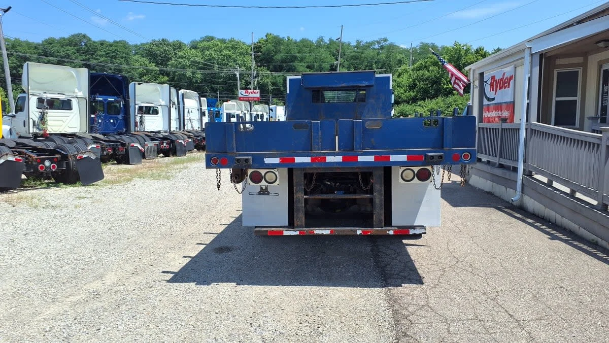 2020 Freightliner M2 106 in West Chester, OH — photo 5