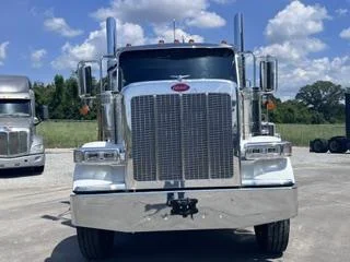 2027 Peterbilt 589 — photo 7