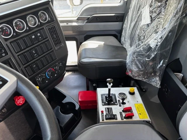 2025 Mack Granite - image 7