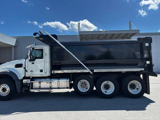 2025 Mack Granite in Indianapolis, IN — photo 2
