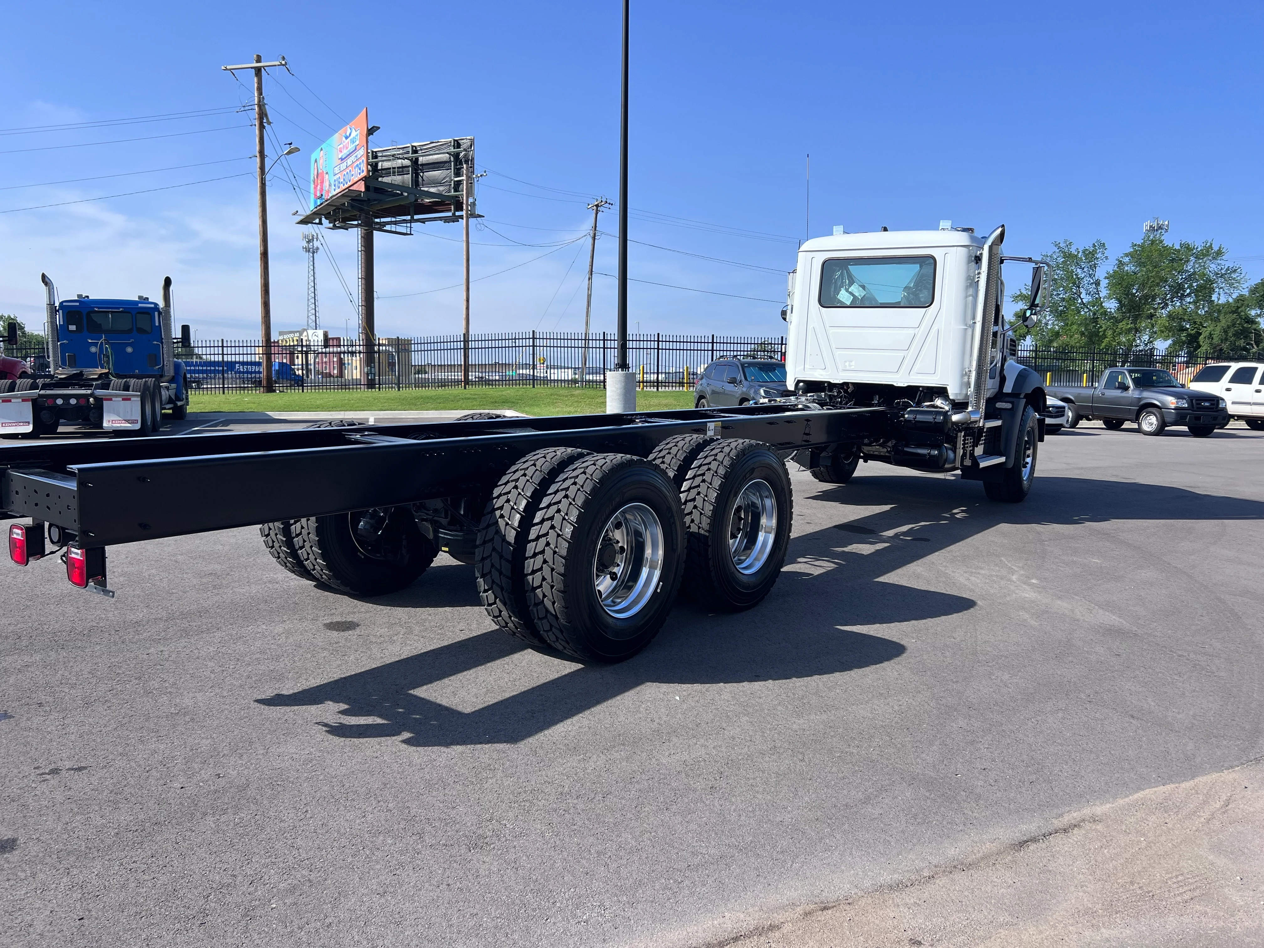 2026 Mack Granite in Tulsa, OK — photo 8