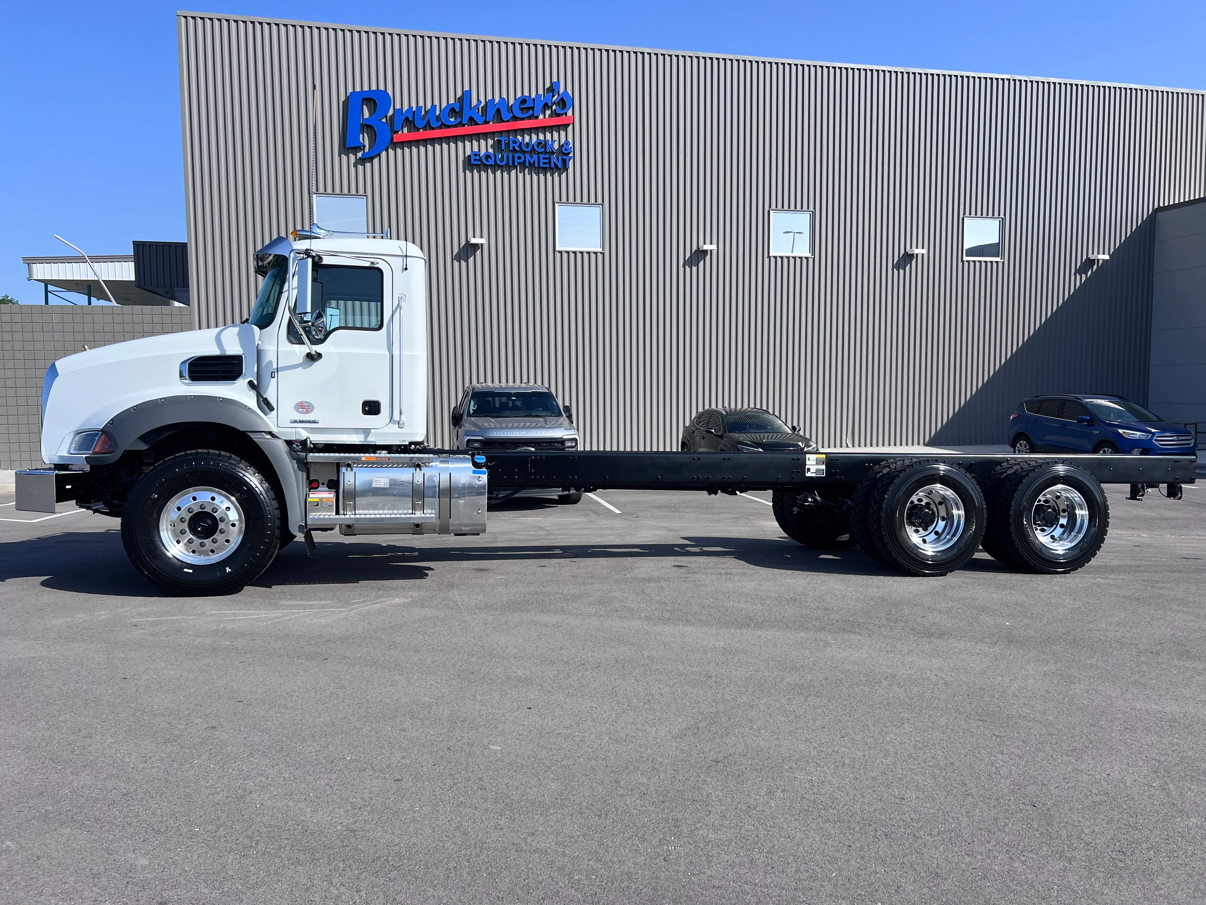 2026 Mack Granite in Tulsa, OK — photo 3