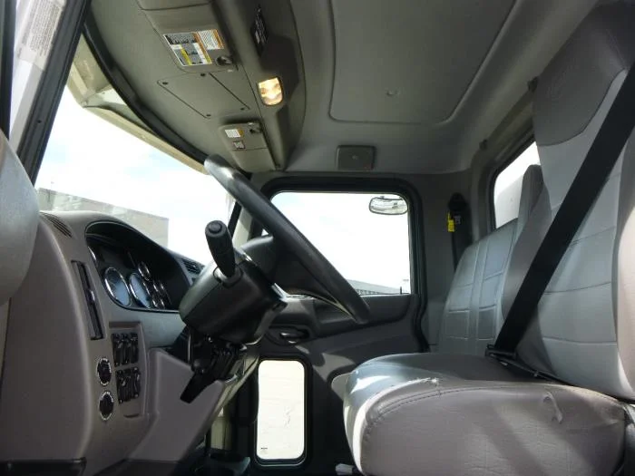 2021 International MV - image 19