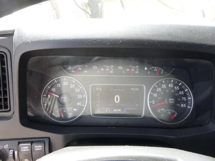 2021 International MV - image 47