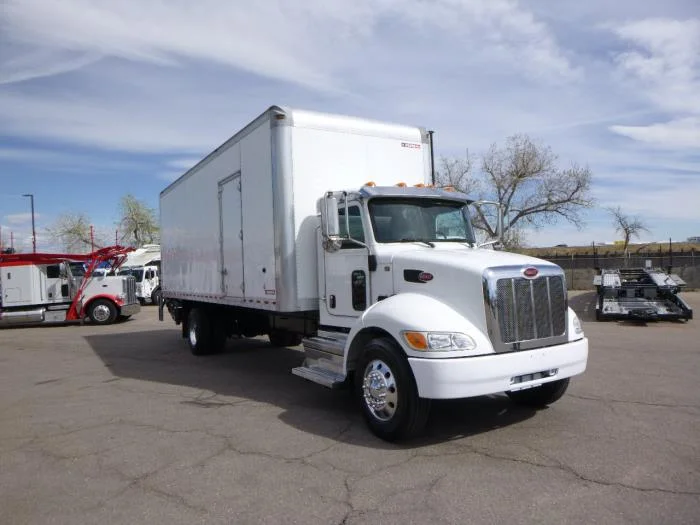 2021 International MV - image 3