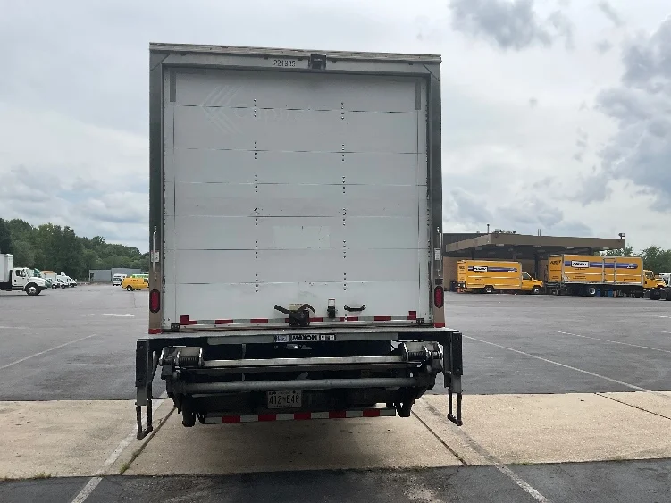 2019 Freightliner eM2 in Capitol Heights, MD — photo 7