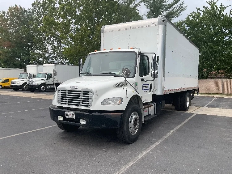 2019 Freightliner eM2 in Capitol Heights, MD — photo 3