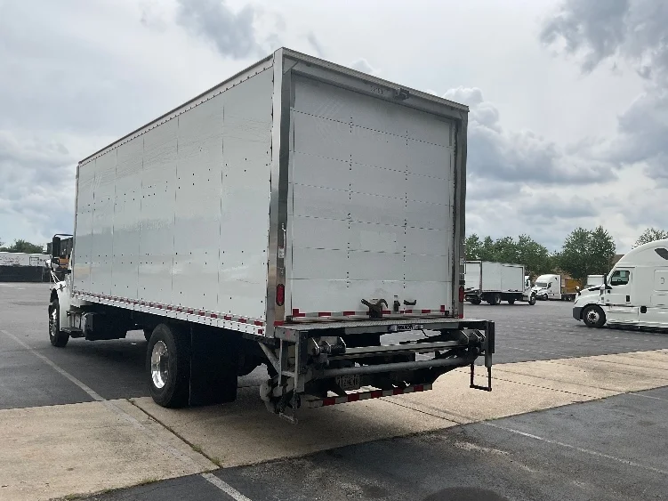 2019 Freightliner eM2 in Capitol Heights, MD — photo 6