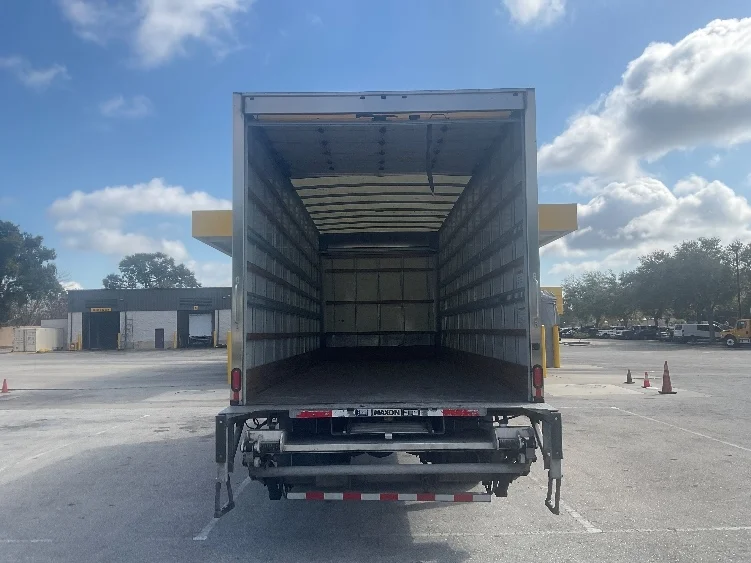 2022 Freightliner M2 106 - image 8