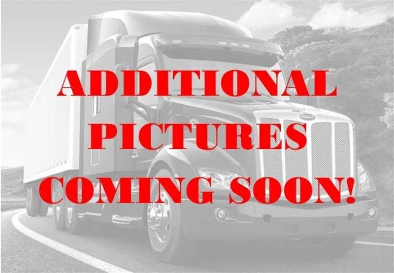 2023 Peterbilt 567 - image 2