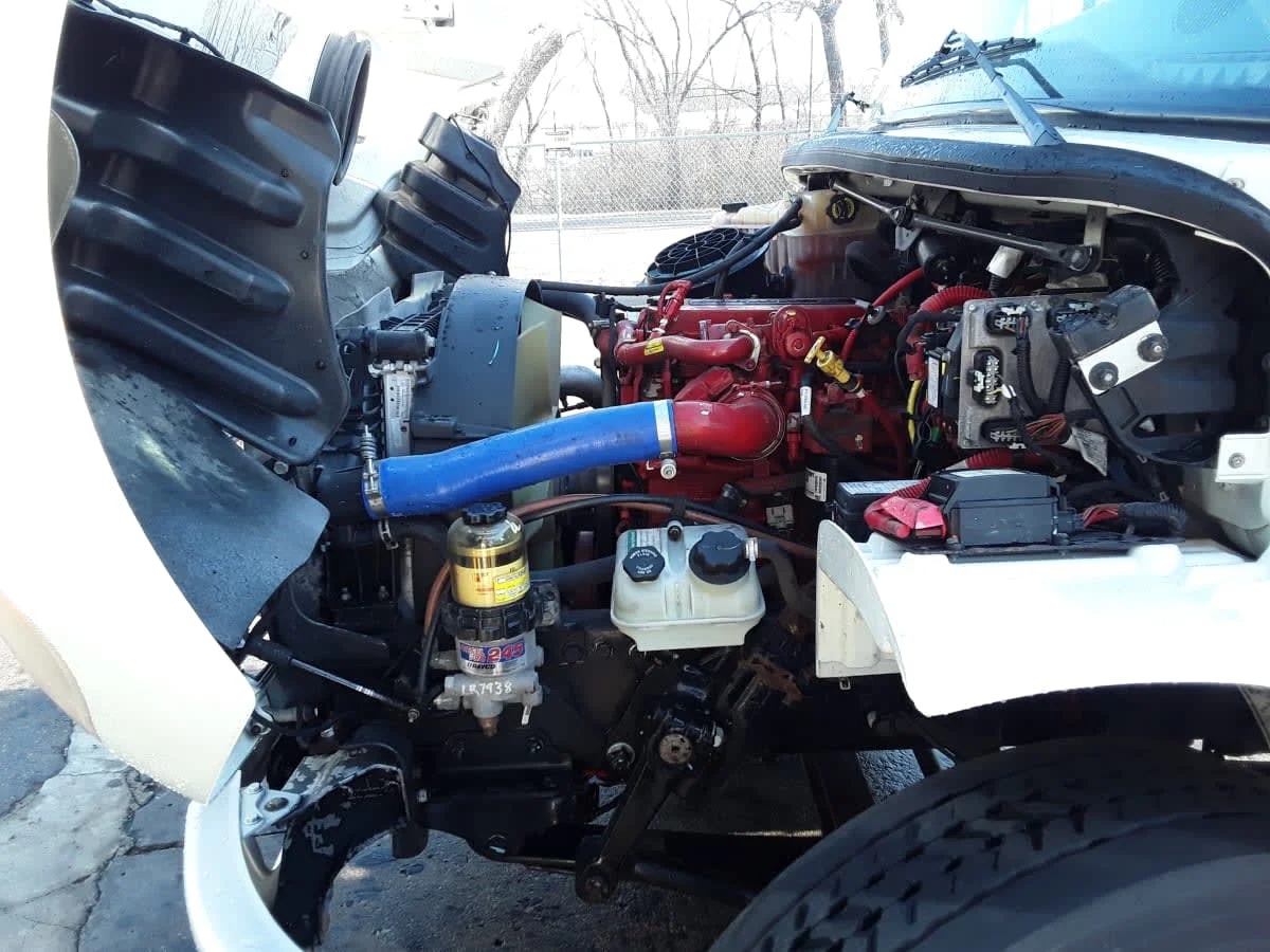 2020 Freightliner M2 106 in Kansas City, MO — photo 9