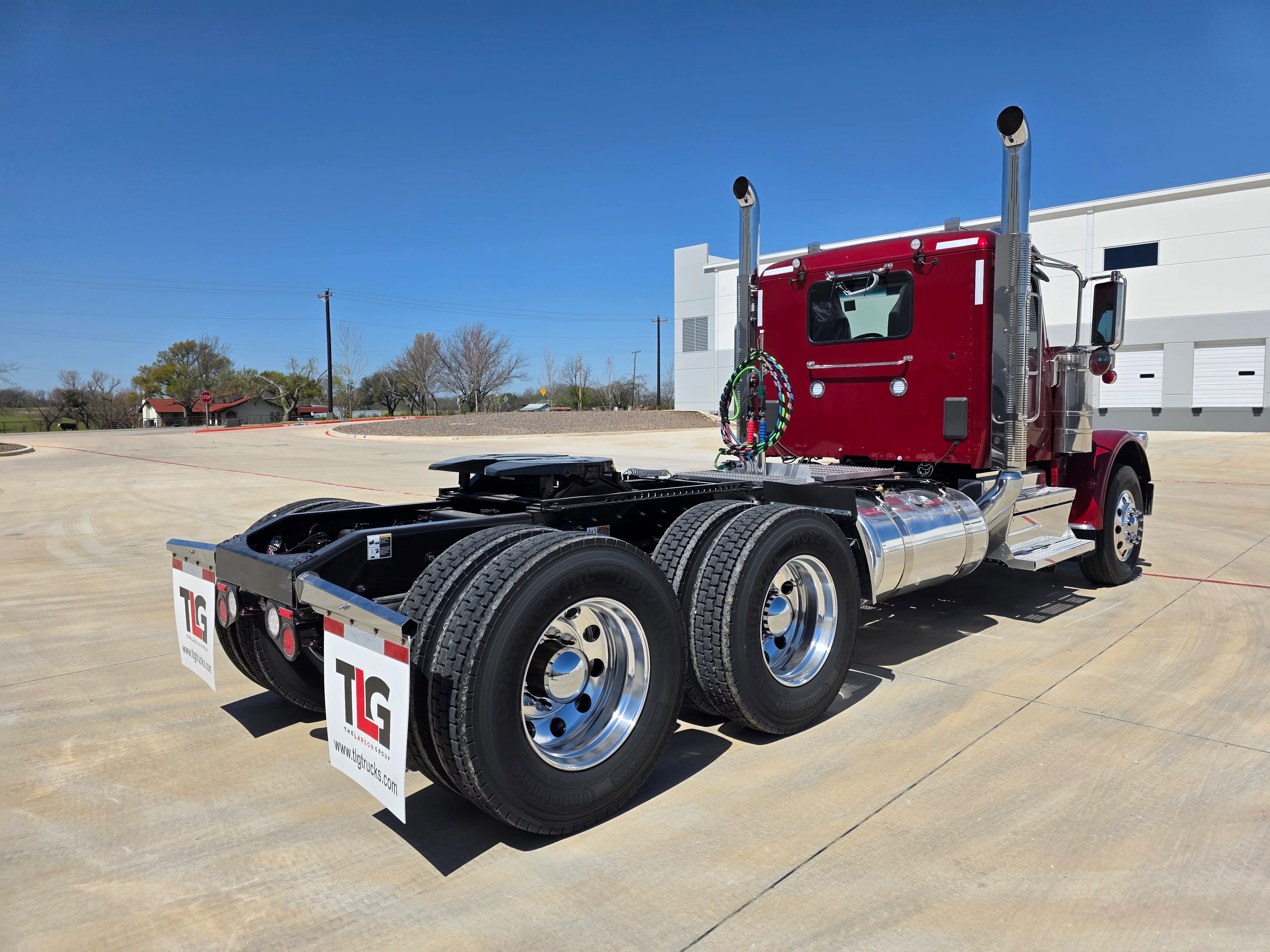2027 Peterbilt 589 in Raleigh, NC — photo 5
