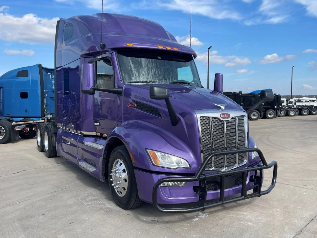 2023 Peterbilt 579 in Hattiesburg, MS — photo 7