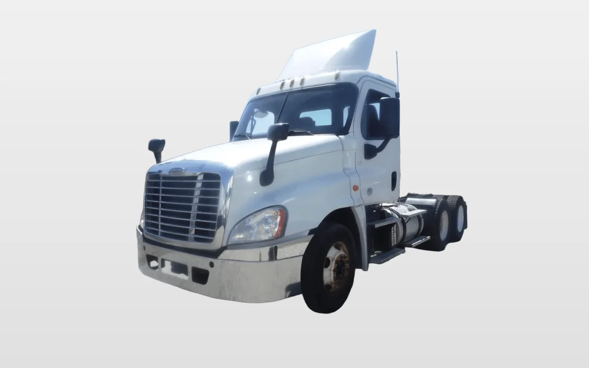 2018 Freightliner Cascadia - image 1