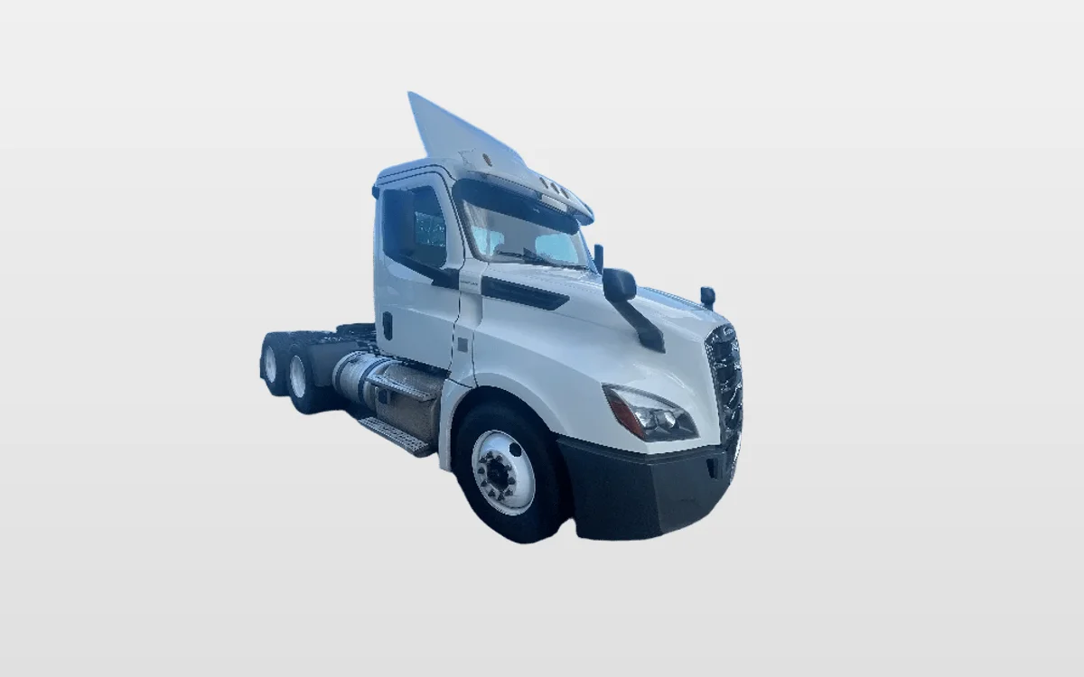 2019 Freightliner - image 1