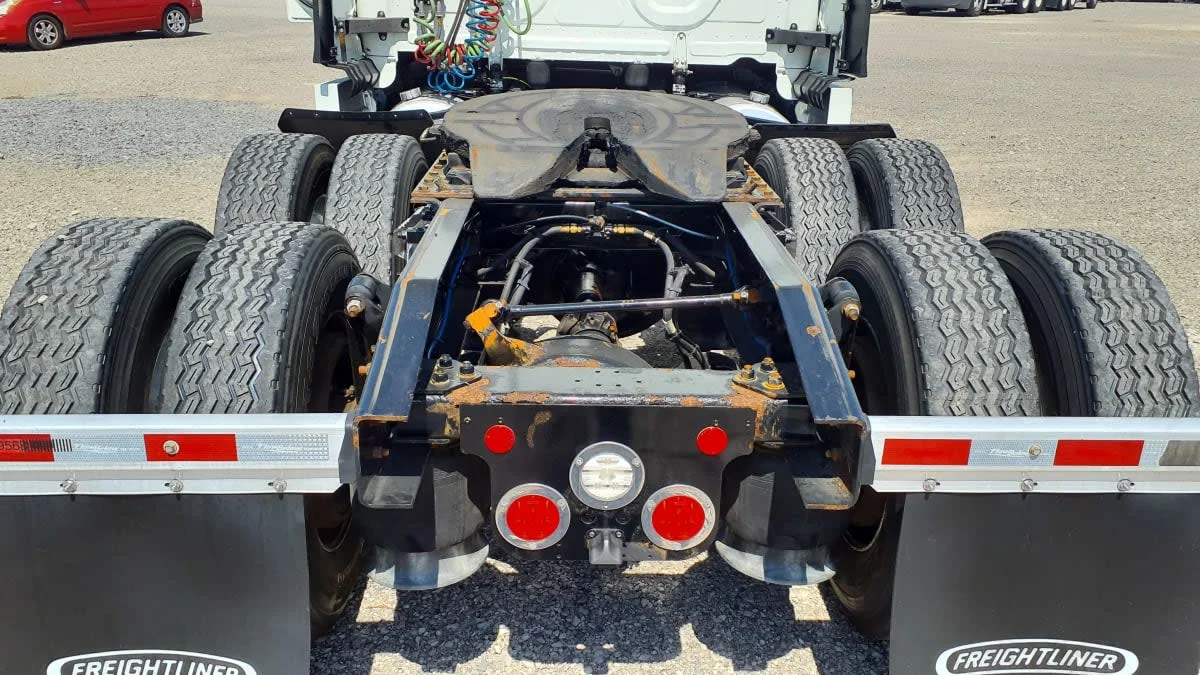 2022 Freightliner Cascadia in Birmingham, AL — photo 14