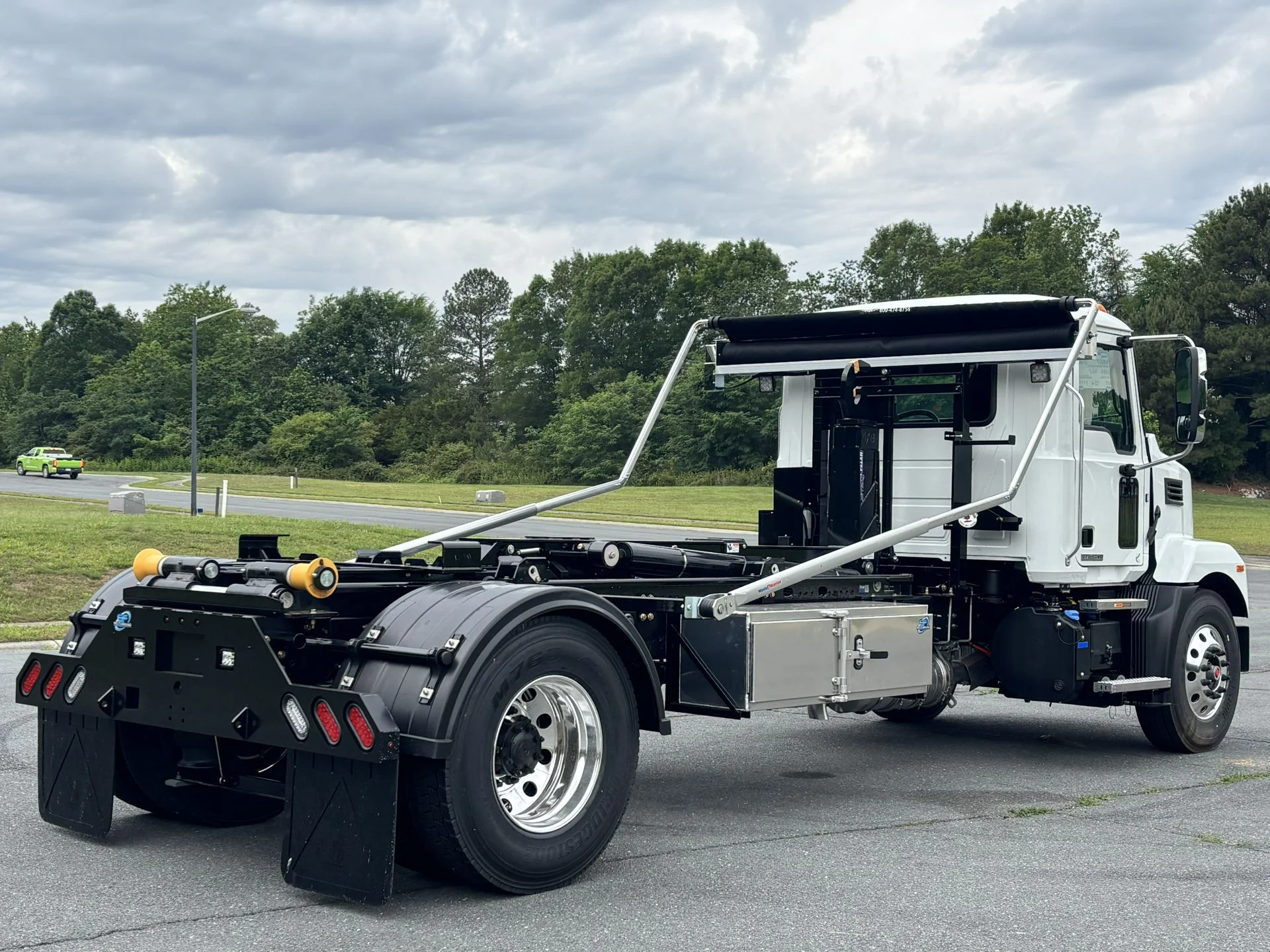 2027 Mack MD in Charlotte, NC — photo 2