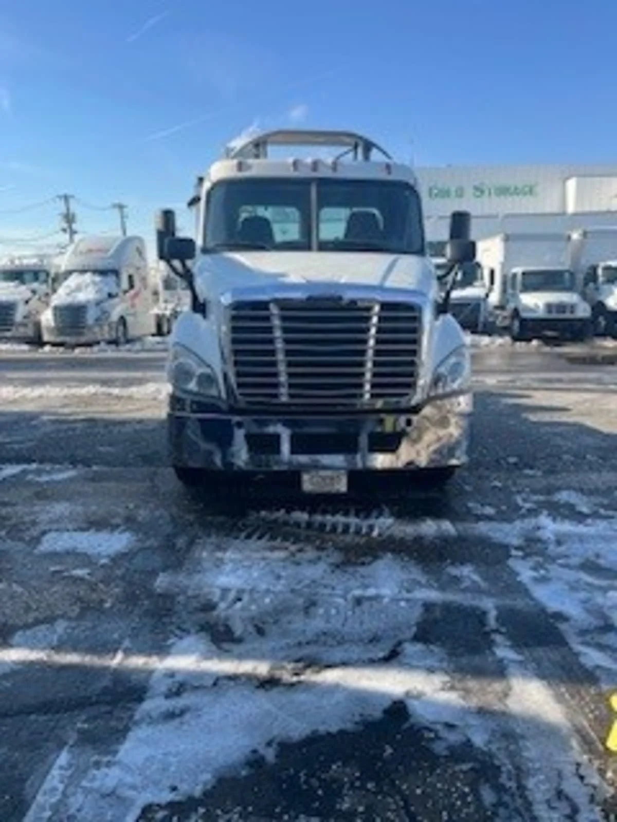 2018 Freightliner Cascadia in Newark, NJ — photo 2