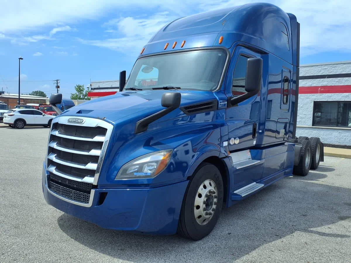 2020 Freightliner Cascadia