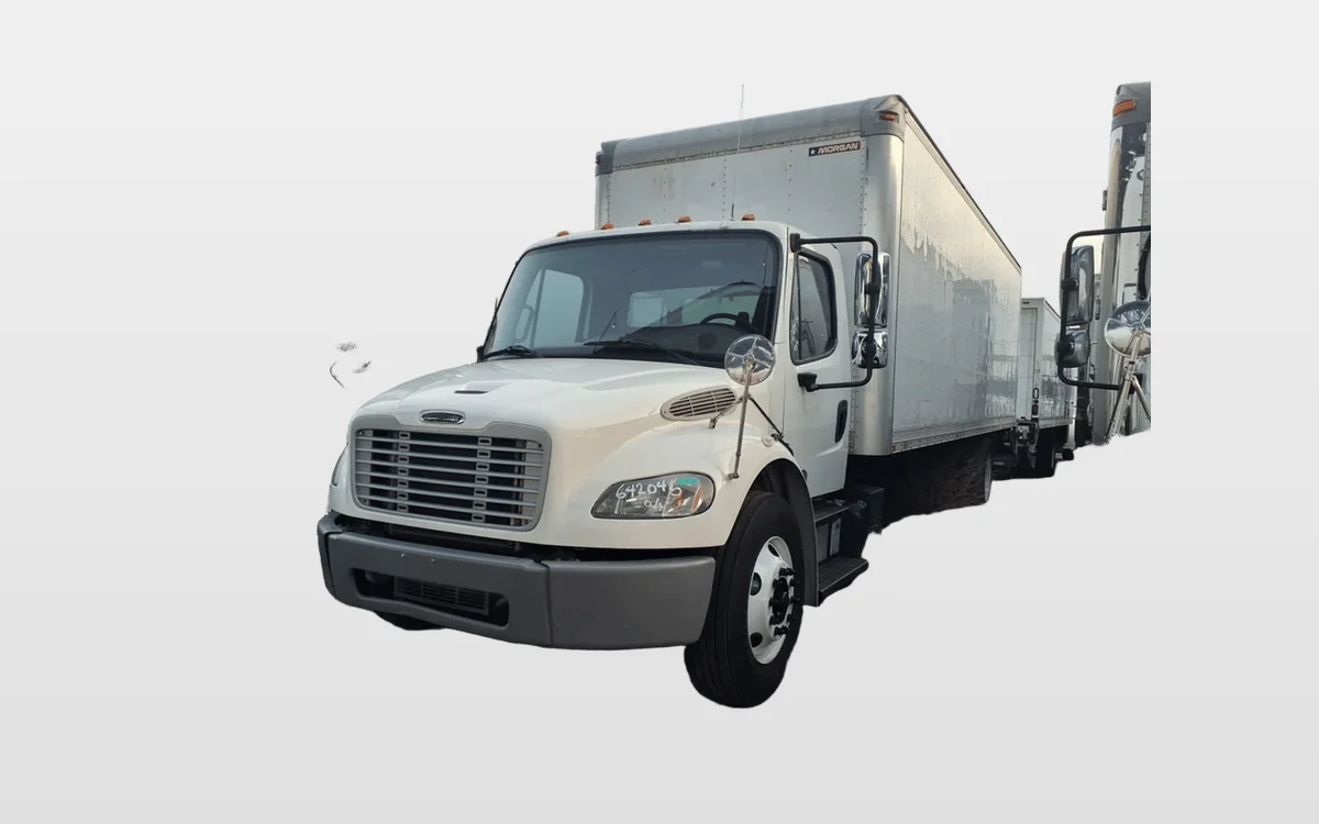 2016 Freightliner M2 106 - image 1