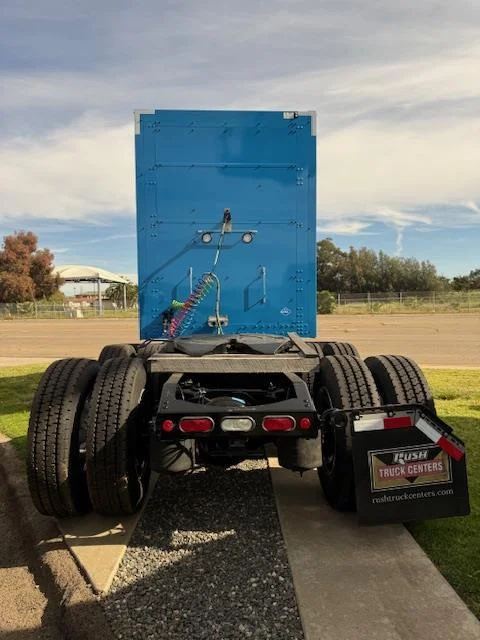 2025 Peterbilt 579 - image 6