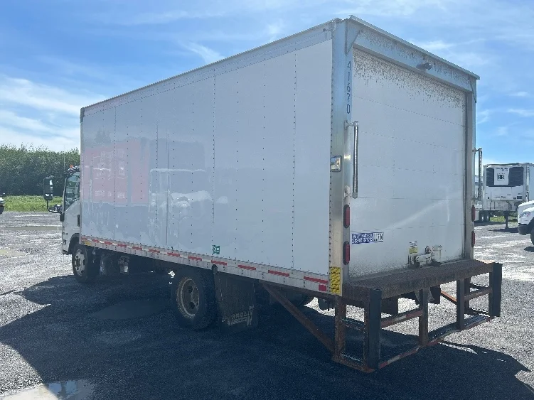 2022 Isuzu NQR in Watertown, NY — photo 6