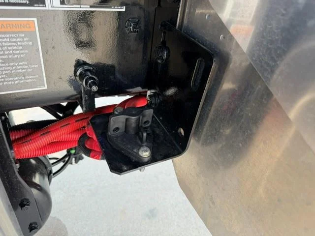 2027 Peterbilt 548 — photo 20