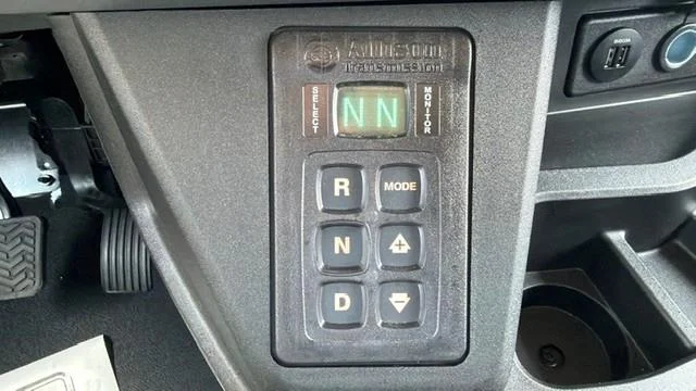 2027 Peterbilt 548 — photo 34