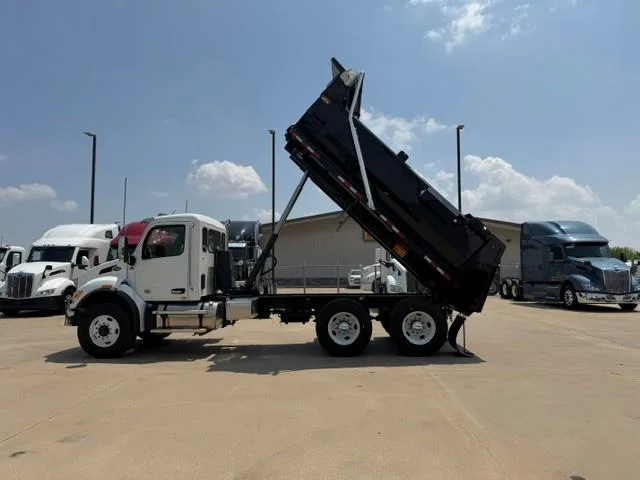 2027 Peterbilt 548 — photo 44