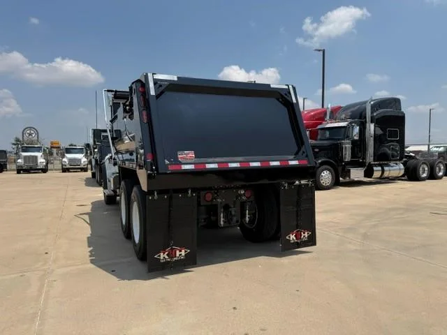 2027 Peterbilt 548 — photo 6