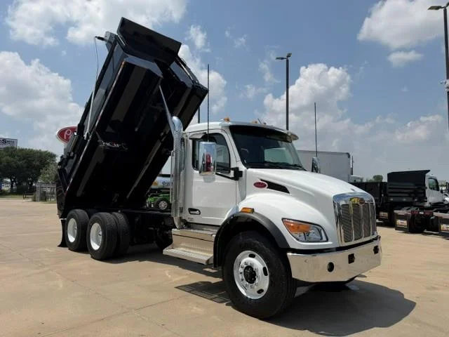 2027 Peterbilt 548 — photo 49