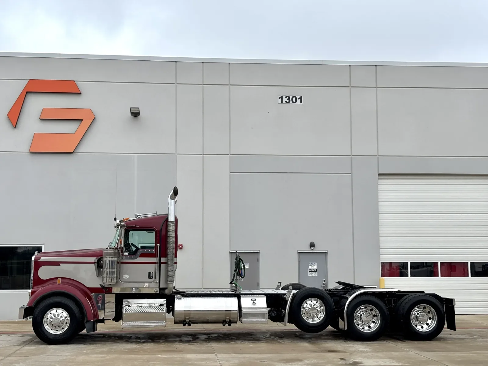2018 Kenworth W900 in Hutchins, TX — photo 4
