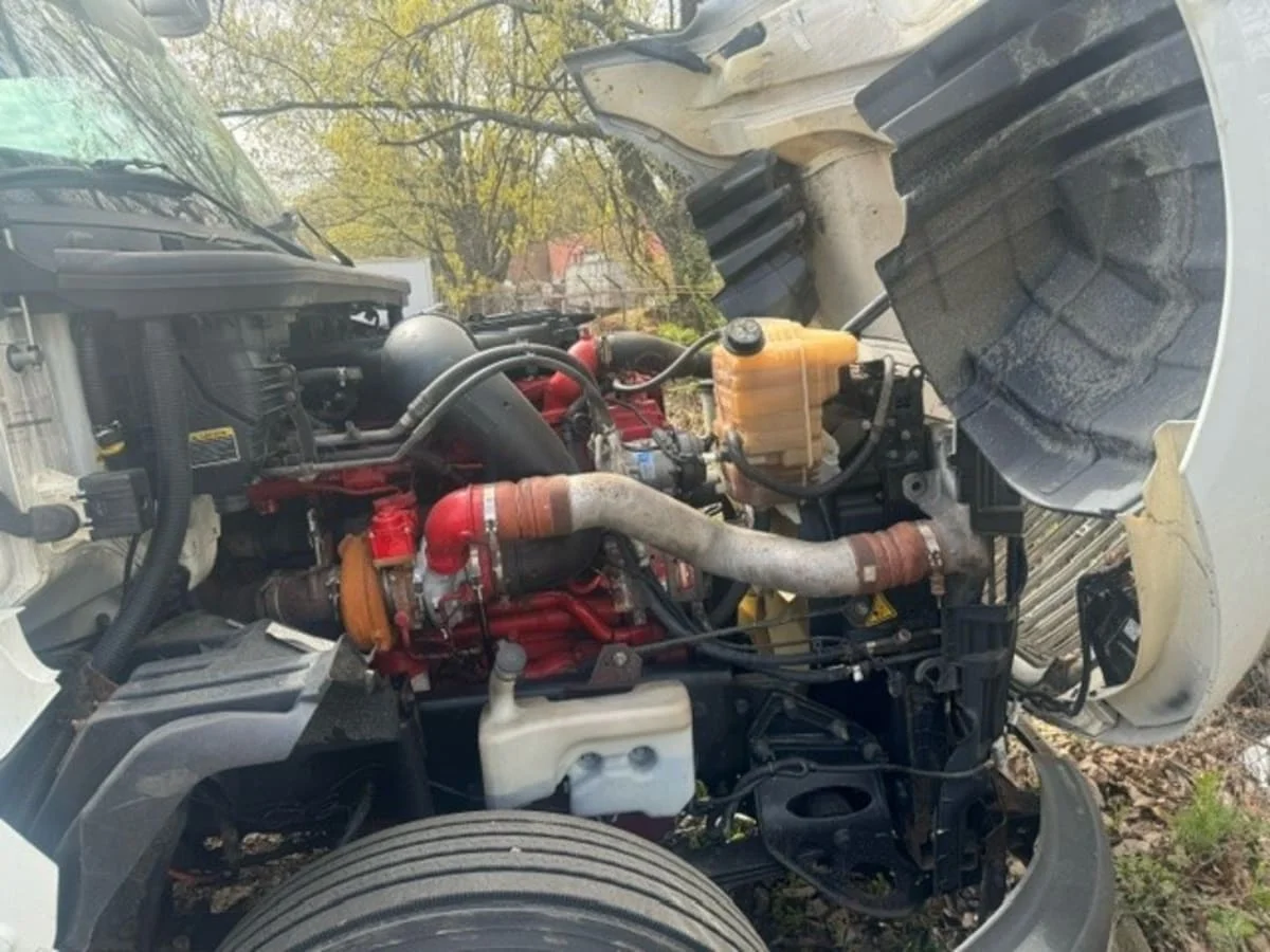 2020 International LT in Springfield, MA — photo 8
