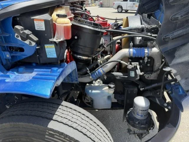 2019 Freightliner M2 106 — photo 14