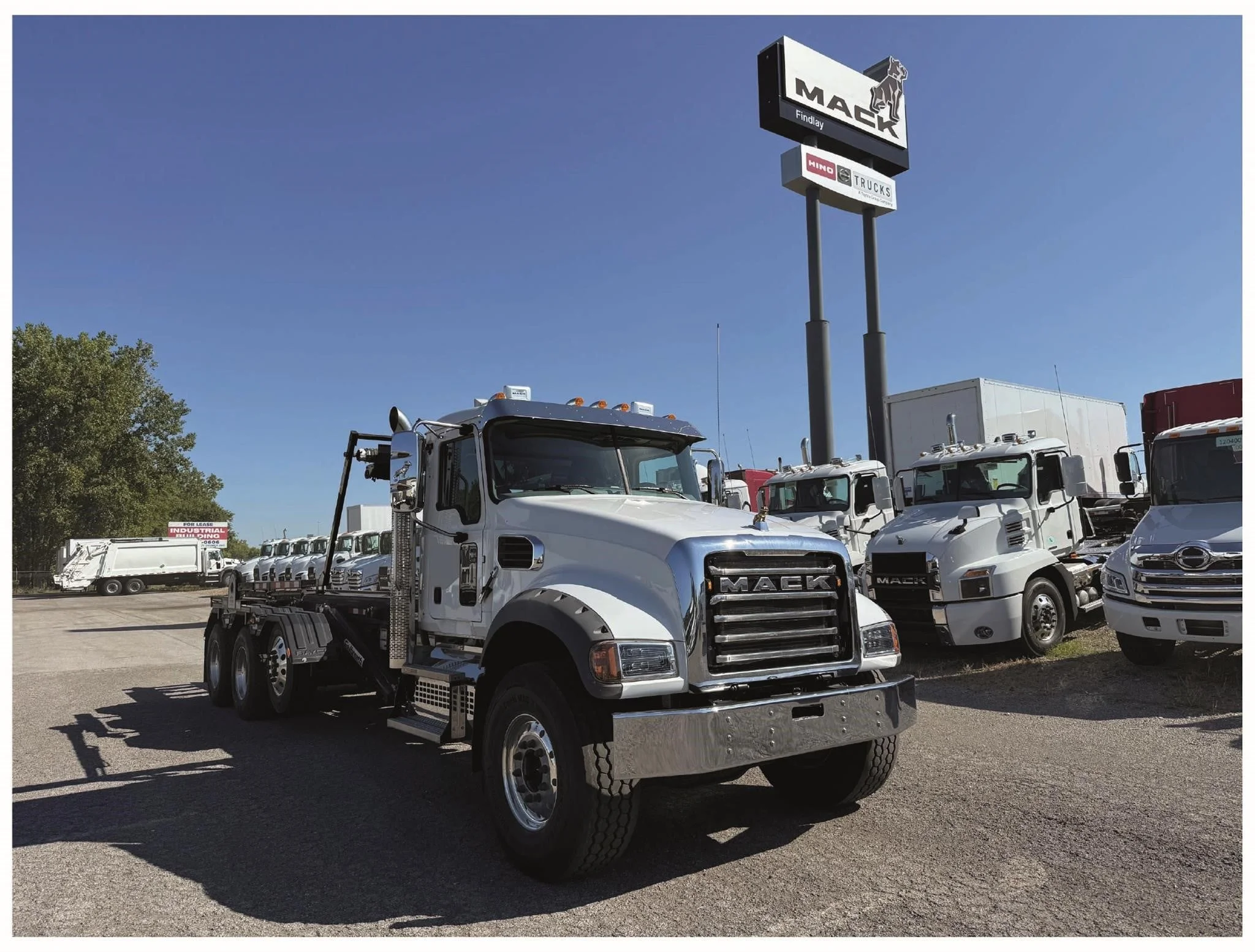 2026 Mack Granite in Findlay, OH — photo 2