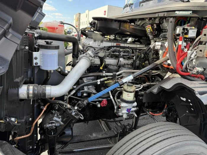 2026 International LT - image 18