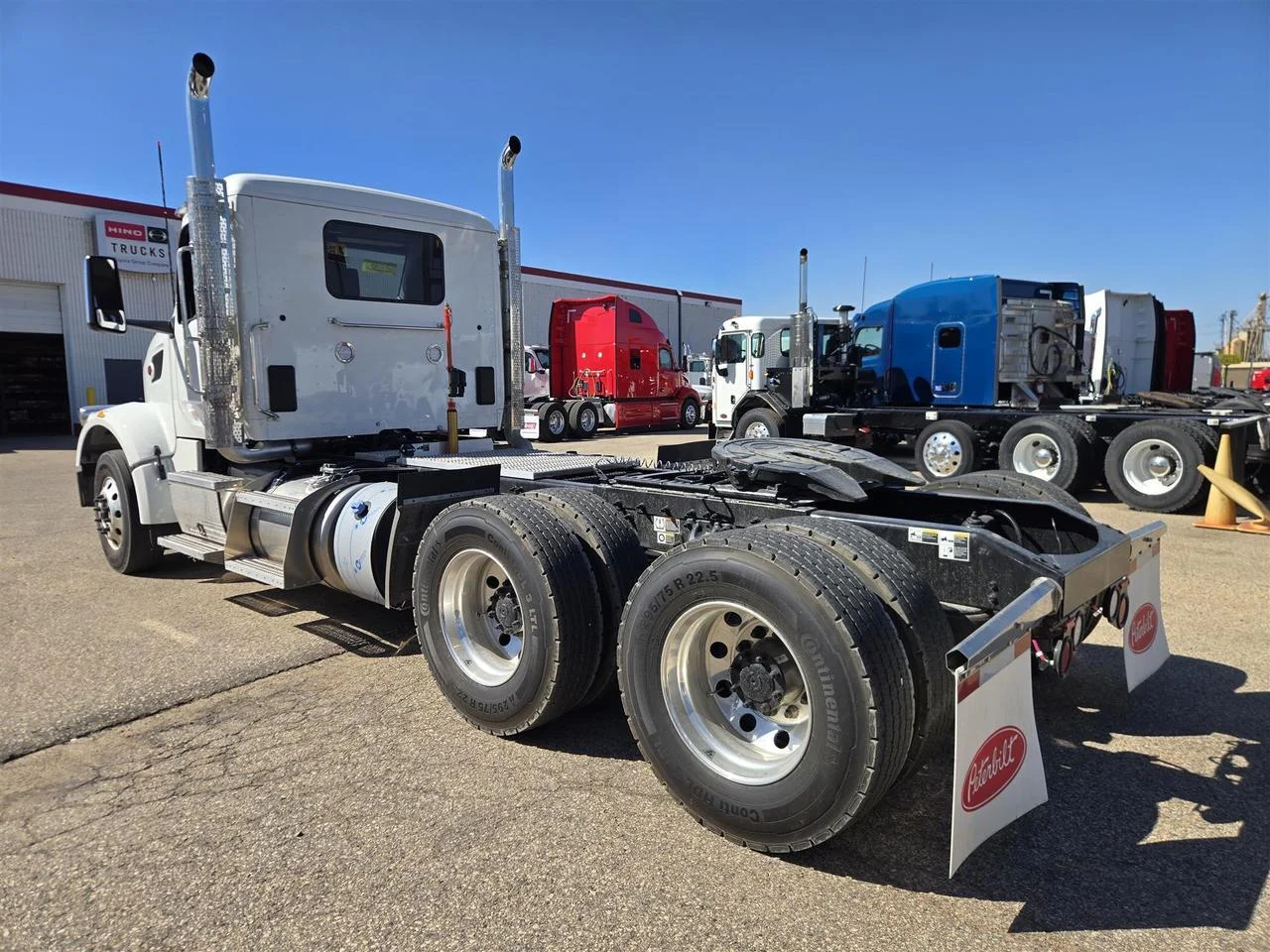 2027 Peterbilt 567 in Eau Claire, WI — photo 5
