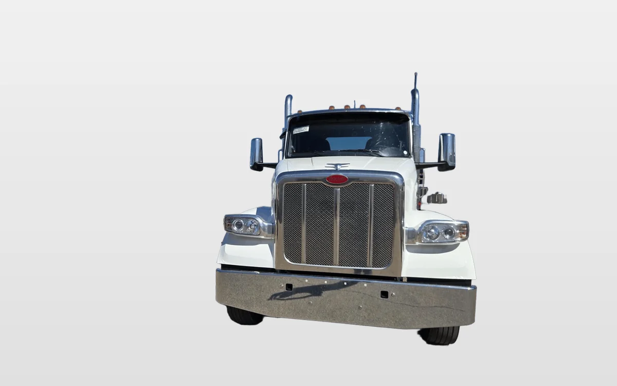 2027 Peterbilt 567 in South St. Paul, MN