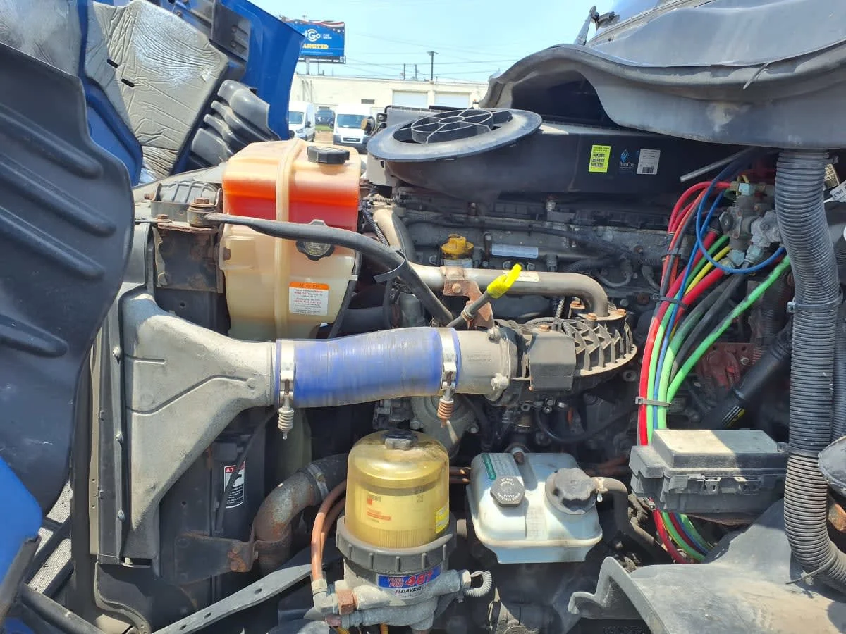2020 Freightliner Cascadia in Cleveland, OH — photo 8