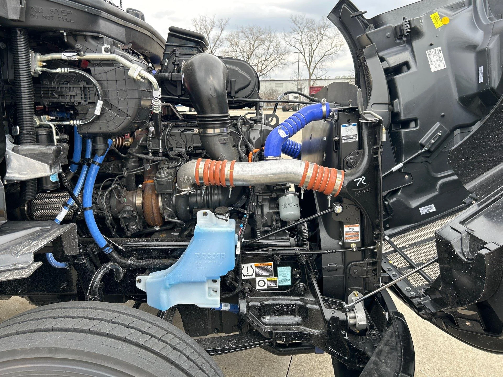 2027 Peterbilt 579 in Perrysburg, OH — photo 7