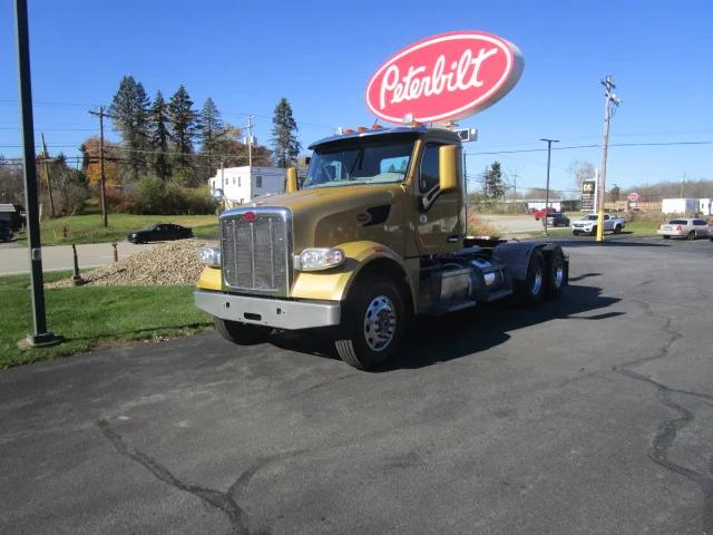 2020 Peterbilt 567 in BUTLER, PA