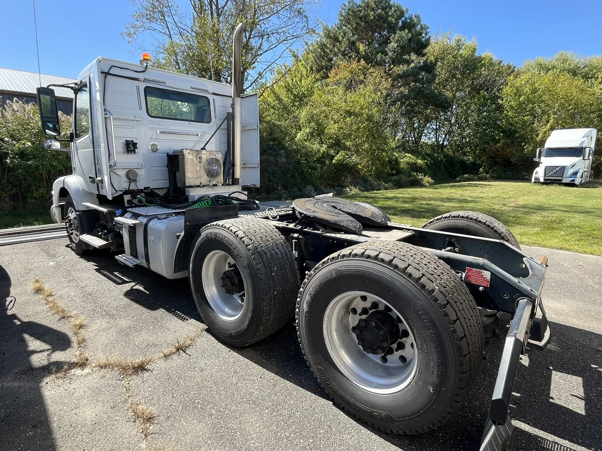 2015 Volvo VNL 860 in Delmar, MD — photo 4