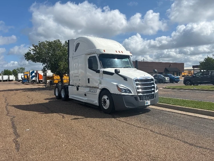 2020 Freightliner Cascadia in Richland, MS