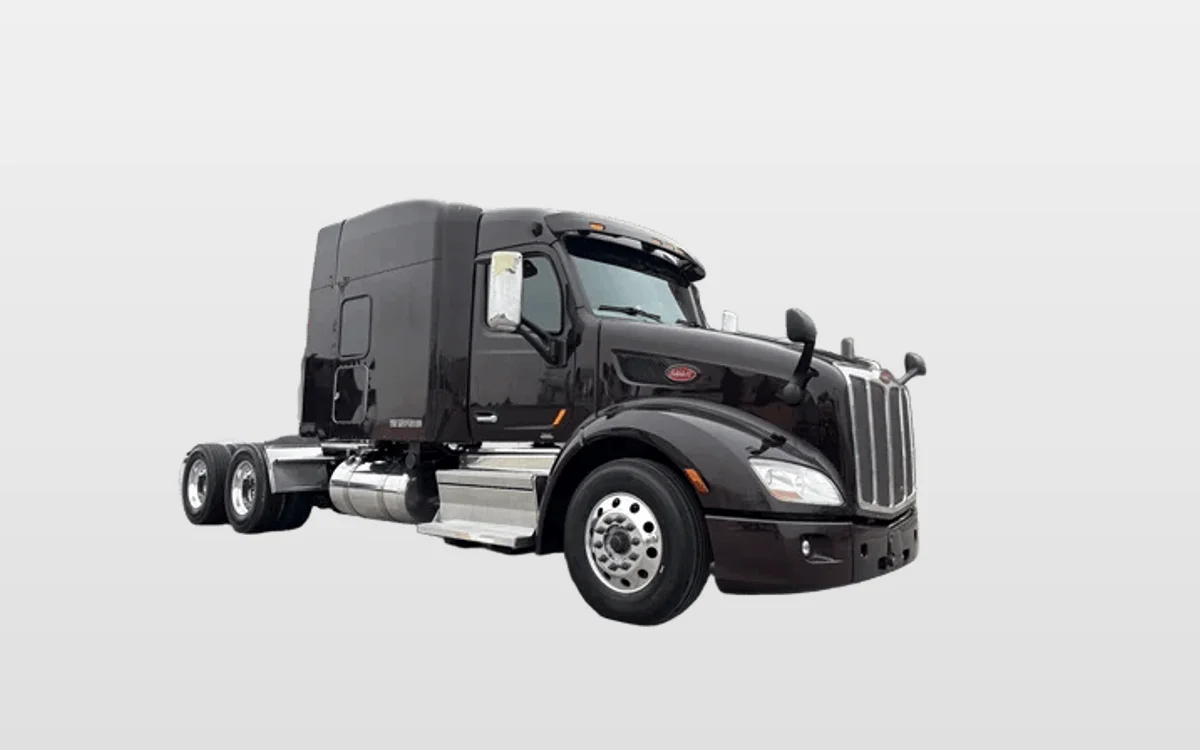 2021 Peterbilt 579 - image 1