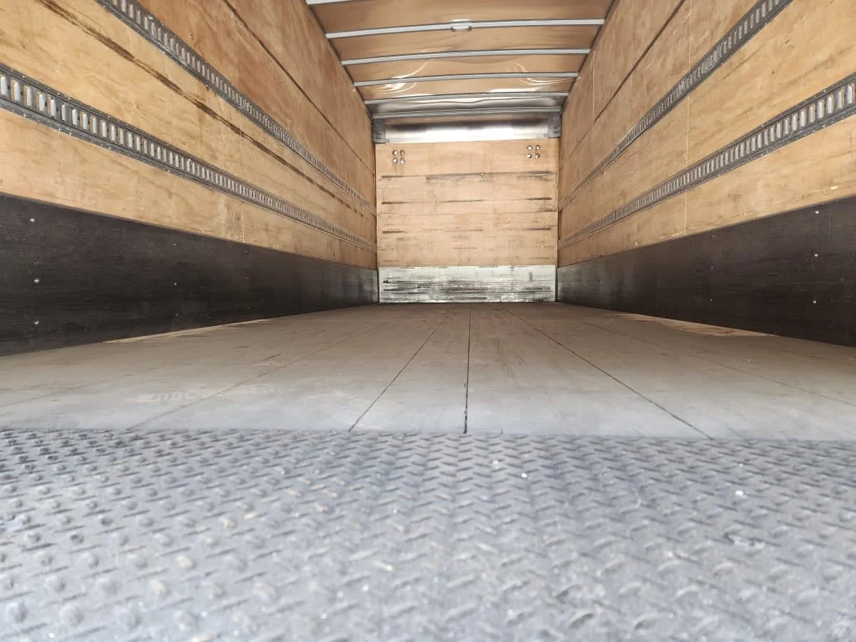 2019 Freightliner M2 106 in Greensboro, NC — photo 8
