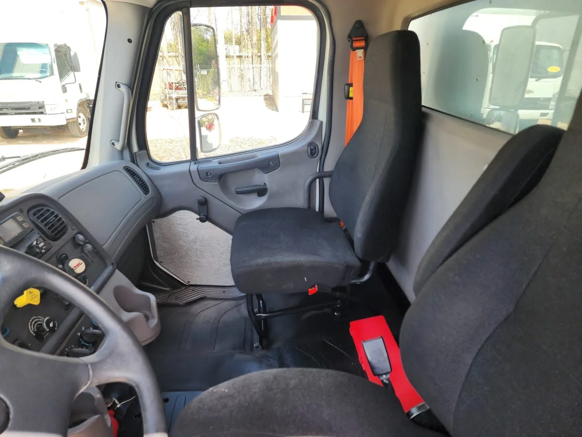 2019 Freightliner M2 106 in Greensboro, NC — photo 7