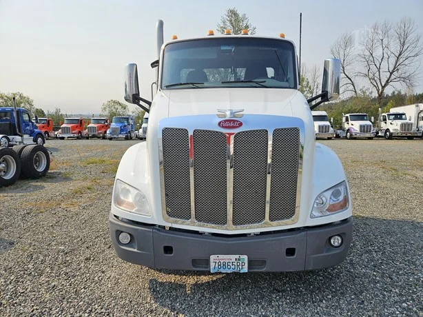 2020 Peterbilt 579 in MS — photo 8